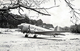 C-47D Dakota vu à Lann-Bihoué. (©Marine Nationale)