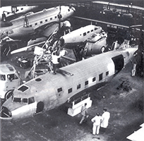 Transformation des DC-3 en C-47. (©DR)