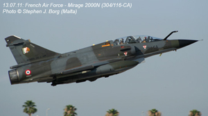 Le Mirage 2000N (304/116-CA) décolle de Malte. (©Stephen J. Borg)