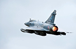 Décollage d'un des deux Mirage 2000-5 depuis Dijon. (©Ministère de la Défense)